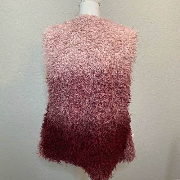 MINKPINK NWT Medium/Large Sleeveless Cardi Vest - Picture 4 of 10